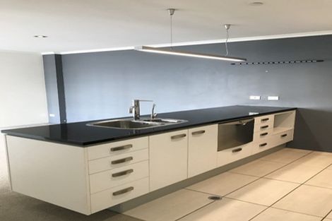 Photo of property in Bellagio Apartments, 4e/39 Taranaki Street, Te Aro, Wellington, 6011