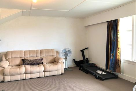 Photo of property in 68 Wilson Road, Balclutha, 9230