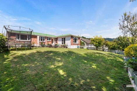 Photo of property in 41 Dowling Grove, Silverstream, Upper Hutt, 5019