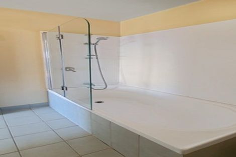 Photo of property in 5a/17 Crown Lynn Place, New Lynn, Auckland, 0600