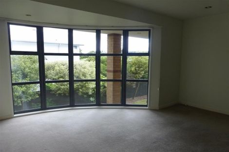 Photo of property in 382a Memorial Avenue, Burnside, Christchurch, 8053