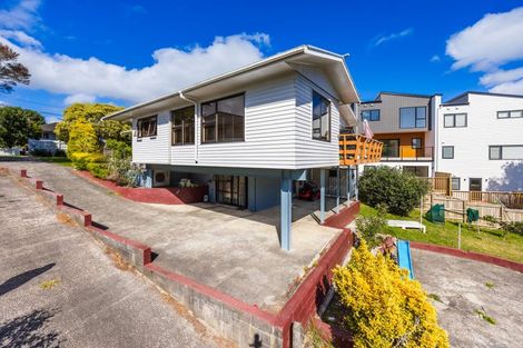 Photo of property in 14 Angelo Avenue, Howick, Auckland, 2014