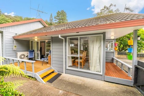 Photo of property in 2/19 James Grove, Stokes Valley, Lower Hutt, 5019