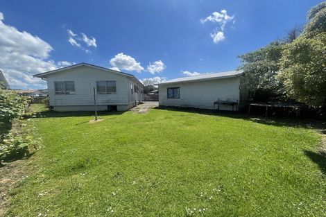 Photo of property in 107 Hyperion Drive, Randwick Park, Auckland, 2105