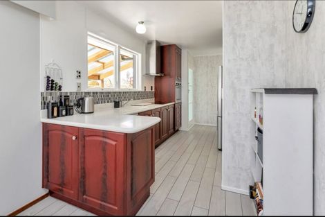 Photo of property in 18 Parkland Crescent, Te Kamo, Whangarei, 0112