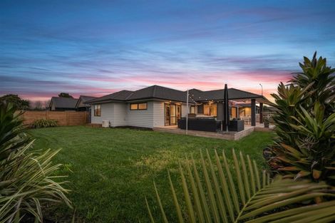 Photo of property in 198 Matua Road, Kumeu, 0810