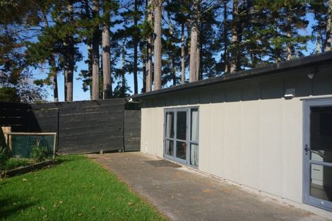 Photo of property in 273 Rimmer Road, Helensville, 0875