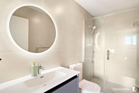 Photo of property in 2/5 Ayr Road, Pakuranga, Auckland, 2010