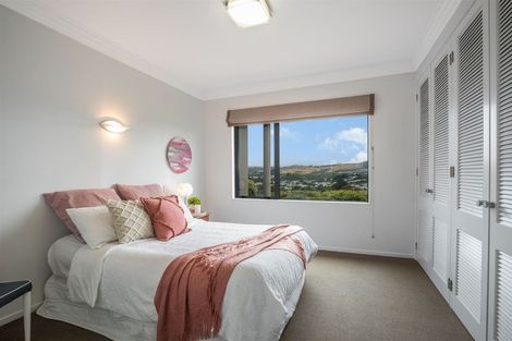 Photo of property in 5 Clifford Road, Johnsonville, Wellington, 6037