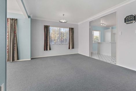 Photo of property in 10 Homedale Street, Pukehangi, Rotorua, 3015