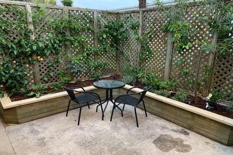 Photo of property in 1/42 Regent Street, Papatoetoe, Auckland, 2025