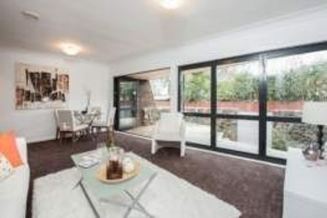 Photo of property in 2/7 Ellerton Road, Mount Eden, Auckland, 1024