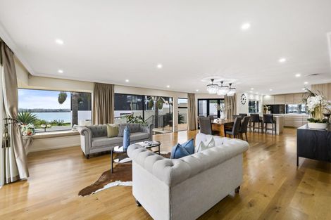 Photo of property in 38 Venus Place, Half Moon Bay, Auckland, 2012