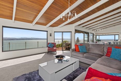 Photo of property in 159 Thompson Road, Bluff Hill, Napier, 4110