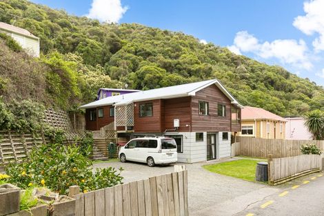 Photo of property in 112 Holloway Road, Aro Valley, Wellington, 6021
