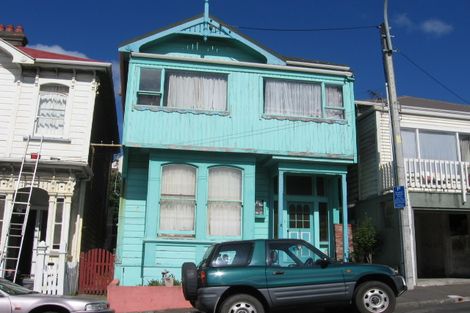 Photo of property in 5 Lipman Street, Mount Victoria, Wellington, 6011