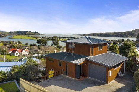 Photo of property in 16 Upper Bow Street, Raglan, 3225