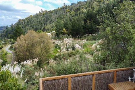 Photo of property in 60 Te Ana Lane, Thames, 3577