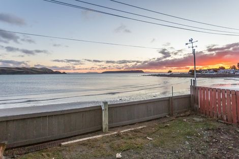 Photo of property in 22a Steyne Avenue, Plimmerton, Porirua, 5026