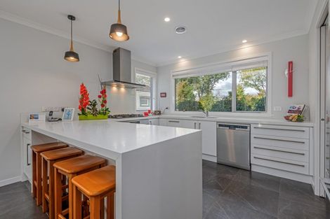 Photo of property in 33 Elmira Avenue, Hokowhitu, Palmerston North, 4410