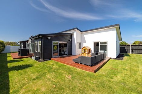 Photo of property in 115 Metehau Street, Marshland, Christchurch, 8083
