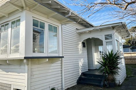 Photo of property in 82 Walmsley Road, Otahuhu, Auckland, 1062