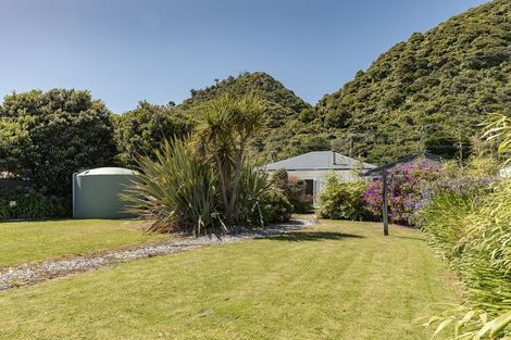 Photo of property in 147 Torea Street, Granity, 7823