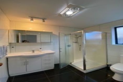 Photo of property in 1/18 Kenwick Place, Burswood, Auckland, 2013