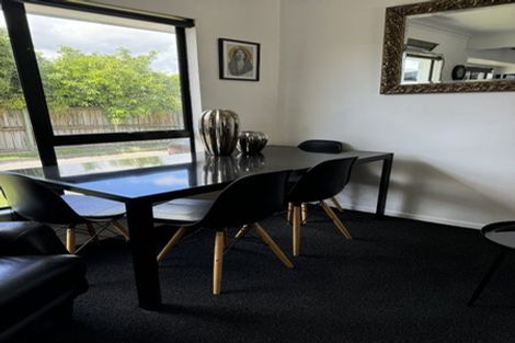 Photo of property in 21a Rimmington Drive, Hamilton Lake, Hamilton, 3204