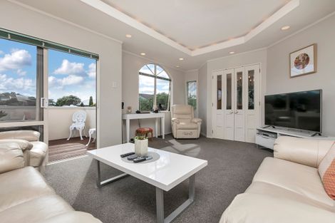 Photo of property in 12 Marlin Street, West Harbour, Auckland, 0618