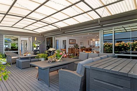 Photo of property in 50 Sterling Park, Lytton West, Gisborne, 4010