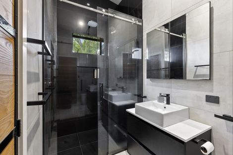 Photo of property in 1/347 Racecourse Road, Cambridge, 3493