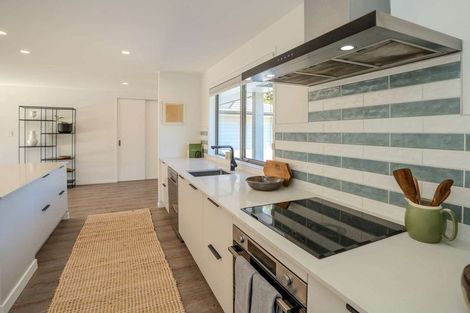 Photo of property in 11 Mandeno Drive, Kerikeri, 0230