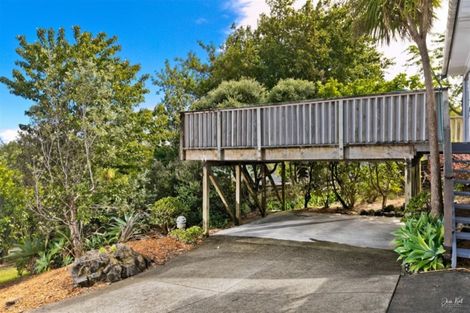 Photo of property in 19 Imperial Place, Henderson, Auckland, 0612