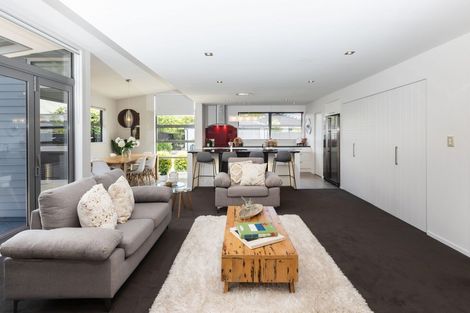 Photo of property in 15a Tomes Road, St Albans, Christchurch, 8052