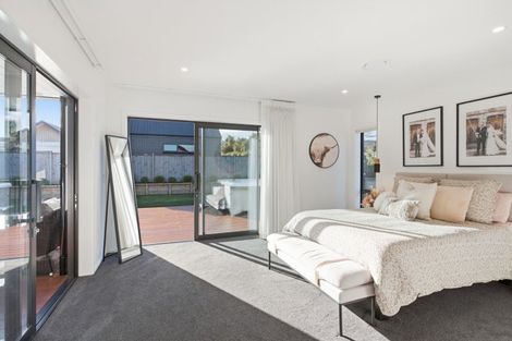 Photo of property in 16 Three Kings Court, Outram, 9019