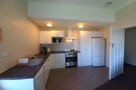 Photo of property in 66 Gladstone Road, Dalmore, Dunedin, 9010