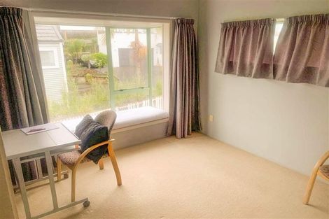 Photo of property in 123 Hobsonville Road, West Harbour, Auckland, 0618