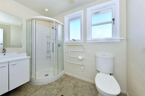 Photo of property in 12 Boyne Avenue, Northcote, Christchurch, 8052