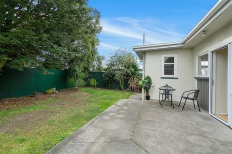 Photo of property in 2/130 Middlepark Road, Sockburn, Christchurch, 8042