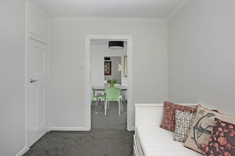 Photo of property in 73 Townsend Road, Miramar, Wellington, 6022