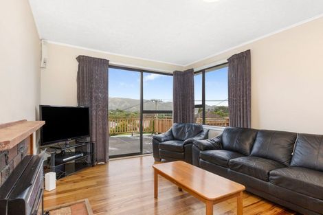 Photo of property in 109 Mckillop Street, Ranui, Porirua, 5024