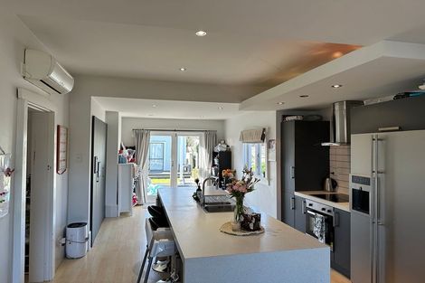 Photo of property in 76 Barrington Street, Somerfield, Christchurch, 8024