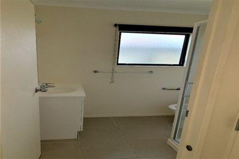 Photo of property in 31 Patts Avenue, Glendene, Auckland, 0602