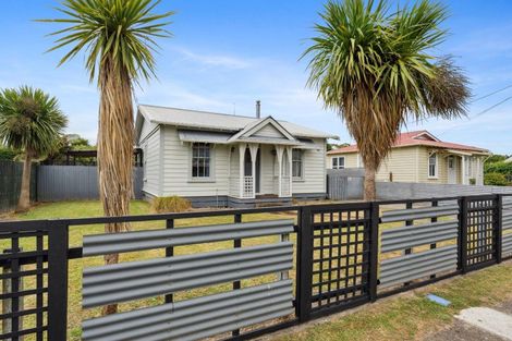 Photo of property in 9 Atkinson Street, Woodville, 4920