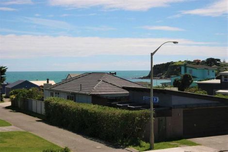 Photo of property in 25a-d Tireti Road, Titahi Bay, Porirua, 5022