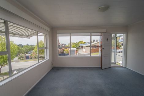 Photo of property in 8 Lindus Street, Highfield, Timaru, 7910