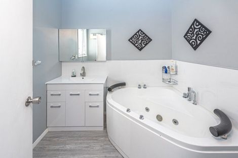 Photo of property in 11 Virginia Heights, Otamatea, Whanganui, 4501