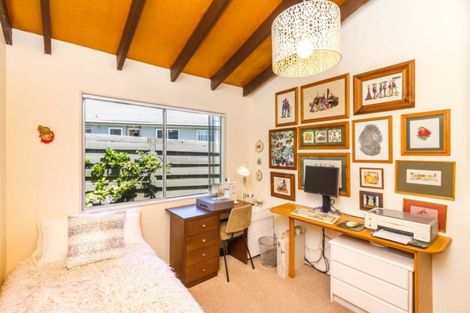 Photo of property in 464 Warspite Avenue, Ascot Park, Porirua, 5024