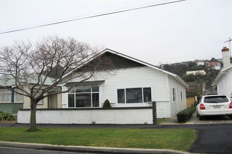 Photo of property in 132 Surrey Street, Forbury, Dunedin, 9012